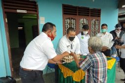 Pemkab Tapsel berikan bantuan logistik bagi korban banjir bandang Sayur Matinggi