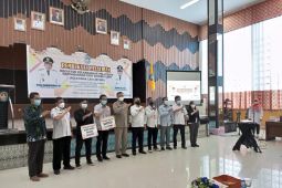 Pemkab Kubu Raya gelar pelatihan las listrik untuk kurangi pengangguran