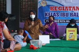 Pemkot Kediri giatkan kelas ibu dan balita cegah "stunting"