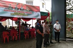 Polres Tebing Tinggi gelar vaksinasi tahap II pelajar dan lansia