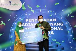 Nasabah Bank Kalsel raih hadiah undian Simpeda Nasional periode ke-1 2021