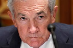 Fed  bersabar untuk naikkan suku bunga, tapering akan dimulai bulan ini