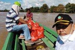PTPN XIII Kebun Sintang salurkan bantuan sembako untuk korban banjir