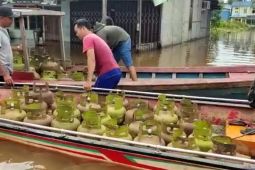 Pertamina gunakan transportasi air distribusi elpiji ke daerah banjir