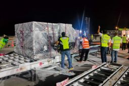 Logistik ajang WSBK tiba di Bandara Lombok