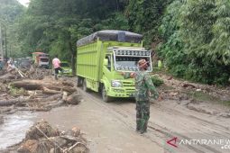 Dandim 1314/Gorut imbau warga waspada longsor lintas Sulawesi