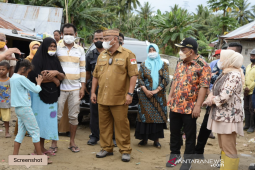 Alat berat dikerahkan untuk atasi banjir di Kabupaten Gorontalo