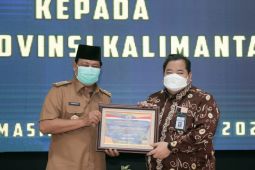 Pemprov Kalsel mendapatkan penghargaan dari Menkeu