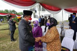 Bupati Lampung Tengah pimpin upacara peringatan Hari Pahlawan