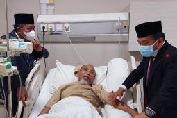 Dijenguk Haris-Sani, kondisi kesehatan Bupati Merangin kian membaik