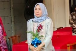 Aida Muslimah ajak anggota IWAPI budi daya anggrek