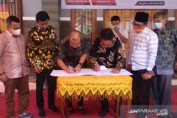 Pemkab Abdya- Investor teken perjanjian pengelolaan pelabuhan Teluk Surin