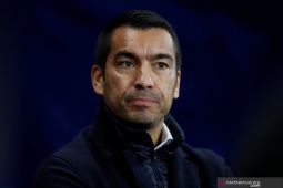 Peluang John Herdman dan Van Bronckhorst untuk melatih Timnas Indonesia