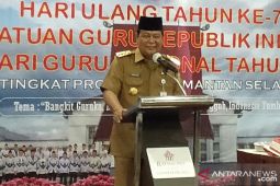 Gubernur Kalsel kenang uang saku Rp50 pada masa SMP di HUT PGRI