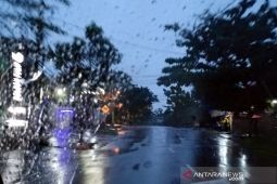 Hujan lebat diprakirakan turun di 20 provinsi