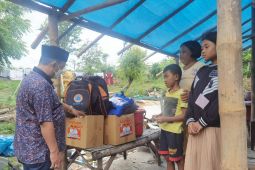 Forum CSR Situbondo bangun rumah warga miskin ambruk