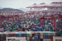 WTO: Perdagangan barang melambat karena masalah gangguan pasokan, permintaan