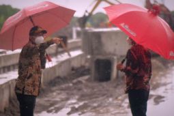 Bareng KPK, Bupati Sidoarjo cek pembangunan "frontage road" Aloha-Gedangan