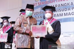 Paman Birin minta sarjana mampu  ciptakan peluang usaha baru