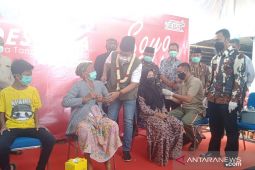 Vaksinasi COVID-19 di Pamekasan melibatkan pengusaha rokok