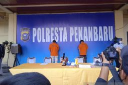 Polres Pekanbaru gagalkan penyelundupan 4.728 pil ekstasi ke Bali
