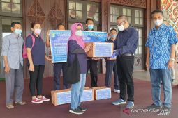 Produsen benih di Kalimantan Barat salurkan bantuan peduli banjir Rp36 juta