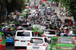 Jumlah kasus COVID-19 naik tiap kali masuki libur panjang