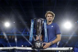 Zverev juarai ATP Finals keduanya setelah kalahkan Medvedev