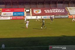 PSMS unggul sementara 2-0 dari PSPS di babak pertama