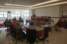 Bupati Paser minta dilakukan penataan Pasar Induk Penyembolum