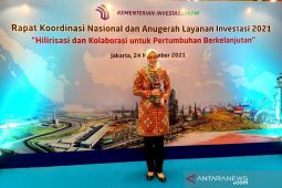 Pemkab Purwakarta terima penghargaan anugerah layanan investasi 2021