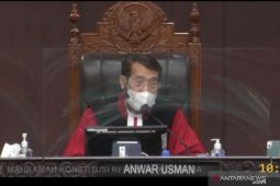 Mahkamah Konstitusi nyatakan UU Cipta Kerja bertentangan dengan UUD 1945