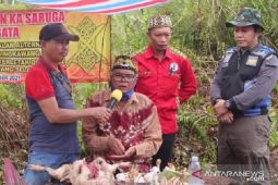 Jajaran Pemkot Singkawang gelar ritual adat pembukaan jalan Bandara