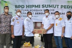 Sergai terima bantuan dari HIPMI untuk warga terdampak banjir
