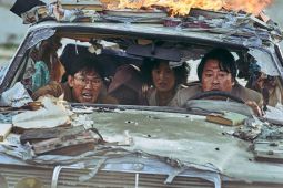 "Escape from Mogadishu" film terbaik di Blue Dragon Awards