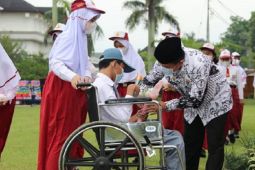 Gubernur Jambi berkomitmen lindungi guru aman dalam mengajar