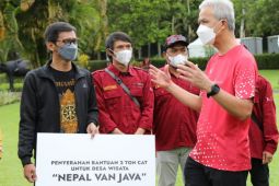 2 ton cat untuk perindah Nepal Van Java
