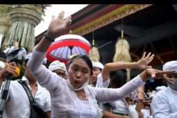 Tradisi Ngerebong