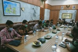 Amankan demo buruh, Pemkab Serang tunda pembongkaran THM