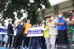 Atlet peraih emas PON Papua asal Kota Bekasi diberi bonus Rp100 juta