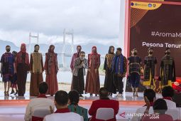 Geliat tenun Maluku, kembali ke alam bersiap untuk "go international"