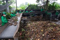 Pengolahan sampah organik menjadi pupuk