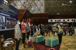 Gubernur Aceh serahkan DIPA dan TKDD 2022 Rp46,39 triliun