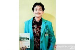 Andri Yanto, Mahasiswa Hukum Semester Belia dengan Banyak Karya
