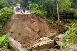 Tanah Longsor dan Jembatan putus di Kecanatan Sipispis