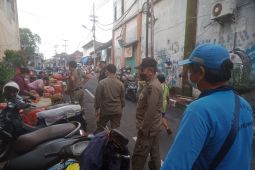 Tim Yustisi Kota Denpasar disiplinkan prokes pada masyarakat