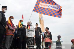 Lestarikan Budaya, Pupuk Kaltim Bersama Masyarakat Sukseskan Pesta Adat Bontang Kuala
