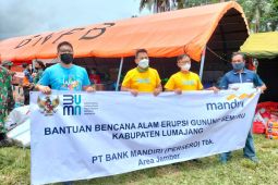 Bank Mandiri salurkan bantuan untuk korban letusan Gunung Semeru
