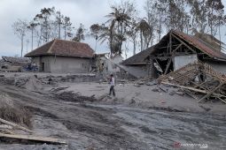 Pemdes Supiturang kesulitan salurkan bantuan ke Curah Kobokan karena akses terputus