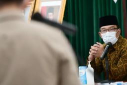 Pengunjung tempat wisata dibatasi maksimal 75 persen, kata Gubernur Jabar